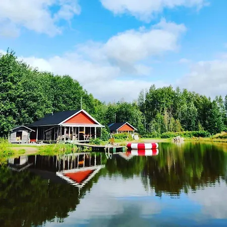 Hannunluhdan Lomamoekit Karijoki