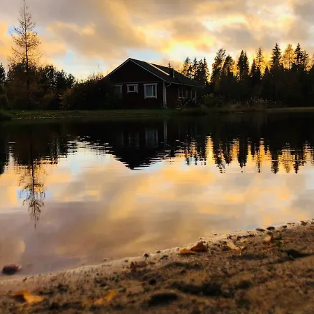 Hannunluhdan Lomamoekit Ferienhaus