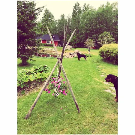 Holiday home Hannunluhdan Lomamoekit *