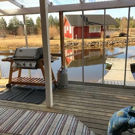 Hannunluhdan Lomamoekit Ferienhaus