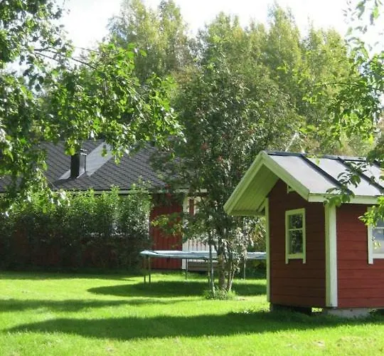 Hannunluhdan Lomamoekit Nyaraló *