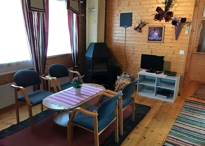 Hannunluhdan Lomamoekit * Karijoki